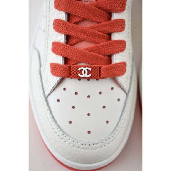 Chanel 22P White Leather Red CC Logo Flat Lace Up Tie Runner Trainer Sneaker 38 - Picture 5 of 12